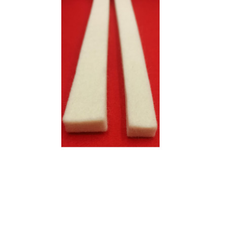 Filc tłumikowy wiolinowy bez podkładu` 480 x 25/17  9mm` Jakość B` gęstość 150