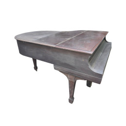 Fortepian firmy Steinway & Sons mod. M. Nr seryjny 176524
